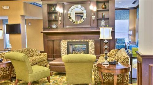 Hilton Garden Hotel 3*